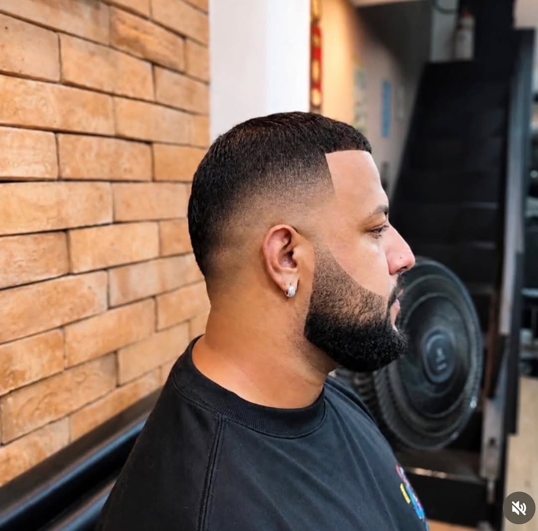Corte degradê finalizado na Barbearia Luma