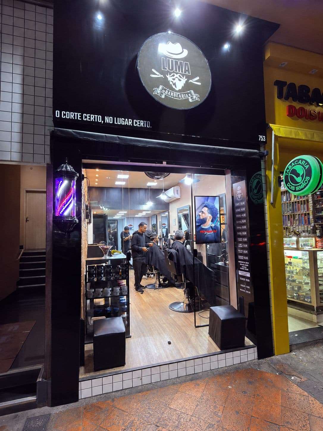 Fachada da Barbearia Luma na Rua Tupis, 753, Centro de Belo Horizonte